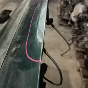 Дверь задняя Mazda Capella GW8W '1997 дефект в. R2267