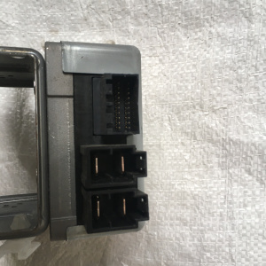 Блок управления рулевой рейкой Suzuki YB41S SX4 38720-79J0