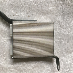 Усилитель звука Toyota Harrier MCU15 86100-0W012