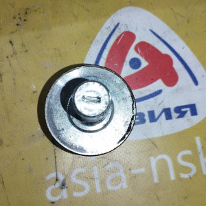 Болт шкива коленвала Toyota 90105-18004 / 90105-18001 Mark II GX60/GX70/GX80/GX90/GX100/GX110 1G ключ на 22