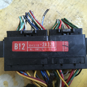 Блок подрулевых переключателей Toyota Chaser/Cresta/Mark II GX90 туманки 84310-2A370