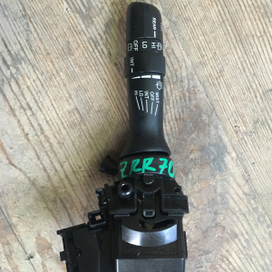 Блок подрулевых переключателей Toyota Voxy ZZR75 L