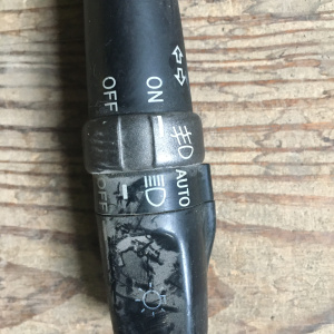 Блок подрулевых переключателей TOYOTA Altezza SXE10 R [повороты] туманки+автосвет