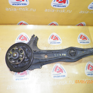 Ступица Honda EY6/EY7/EY9/EL1/EL2 Partner/Orthia зад, прав 2WD Без ABS.Голая без барабана и колодок. С продольным рычагом. Девект салентблока на рычаге. 422