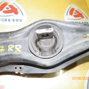Ступица Honda EY6/EY7/EY9/EL1/EL2 Partner/Orthia зад, прав 2WD Без ABS.Голая без барабана и колодок. С продольным рычагом. Девект салентблока на рычаге. 422