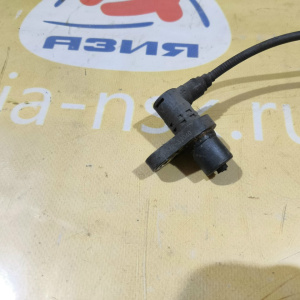 Датчик ABS Toyota Vista SV50/ZZV50 перед, прав НЕТ ФИШКИ 89542-32040