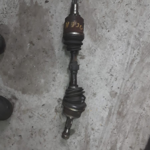Привод Nissan NU30/N30 Presage/Bassara/R'nessa KA24 перед, лев ABS LSD