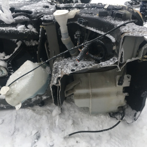 Ноускат Mitsubishi Galant Fortis/Lancer CY3A +бачок омыват.(дефект левой фары) ф.P8597