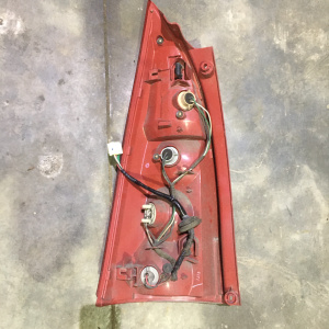 Стоп Mazda 220-61961 R Premacy CP8W деф.стекла