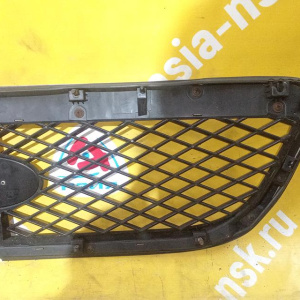 Решетка радиатора Hyundai Terracan HP/EF '2004- (дефект крепления) 86252-H1060