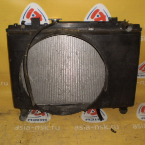 Радиатор охлаждения TOYOTA KR40/KR50 Lite Ace Noah/Town Ace Noah a/t замята трубка 1360