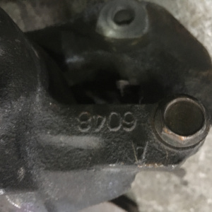Суппорт Mitsubishi CU4W/CU5W/CS7A/CS5A/CS6A/CS5W/CU2W/CU4W/CU5W/CR5W/ Outlander/Lancer/Airtrek/Dion перед, прав под диск 276x25  6048 MR955064