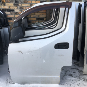 Дверь боковая Nissan NV200 VM20 перед, лев цена за голое железо