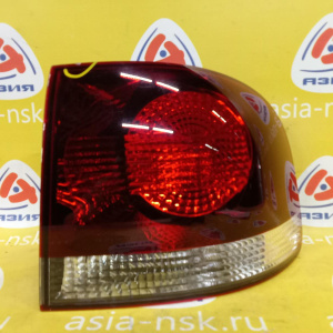 Стоп Volkswagen Touareg 7L6 '2007-2010 R рестайлинг снаружи EURO (скол на стекле) 7L6945096R
