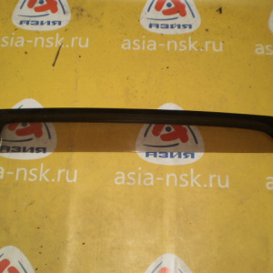 Ветровик Toyota Voltz ZZE136 зад, лев