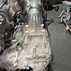 АКПП Toyota 3Y 0372 35000-28220 4WD BUS раздатка с рычагом без вакуумника Town Ace YR30