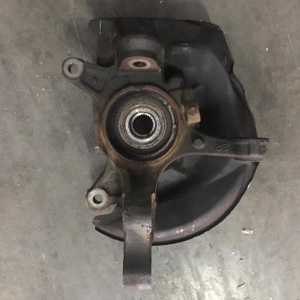 Ступица Toyota SXN10/SXM10/ACN10/ACM10/CXM10 Gaia/Nadia/Ipsum перед, лев ABS голая 43212-44011