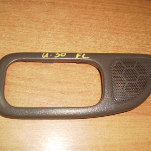 Ручка двери внутренняя Nissan Bassara/Presage U30 перед, лев внутренняя чашка ( под пищалку)