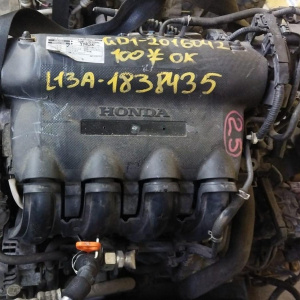 Двигатель Honda L13A-1838435 передний привод 8 кат. без навесного Fit GD1