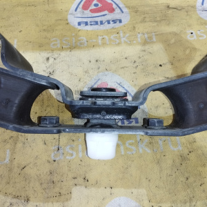 Подушка двигателя Toyota/Lexus F33A-FTV Land Cruiser#LX500D FJA310 4WD a/t зад, 1237170130 / AV-D7730