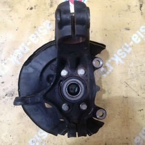 Ступица Nissan T32/J11 X-Trail/Qashqai перед, лев под колесные болты 400154EA0A