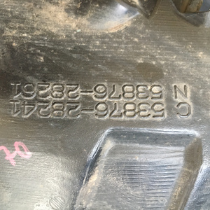 Подкрылок Toyota Noah ZZR70 перед, лев 53876-28241  53876-28241