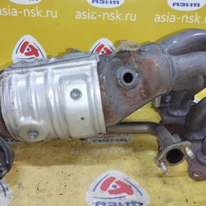 Коллектор выпускной Toyota 1AZ-FSE Premio/Caldina/Avensis AZT240/AZT241/AZT250 '12.2004- 1 катализатор ( под 2 датчика ) с катализатором 25051-28202/2