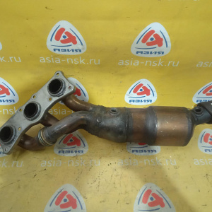 Коллектор выпускной BMW N52B25 X3 E83 4-6 цил. с катализатором RHD 18403415419
