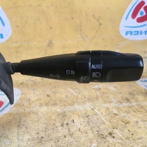 Блок подрулевых переключателей TOYOTA Camry/Vista #V3# 84310-3H260