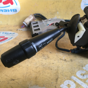 Блок подрулевых переключателей TOYOTA Camry/Vista #V3# 84310-3H260