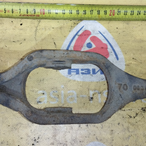 Вилка сцепления Toyota 31233-35070 чугунная