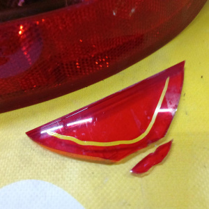 Стоп Audi A6 C6/4F5 '2004-2008 R Универсал LED-диод (трещины на стекле) 4F9945096H