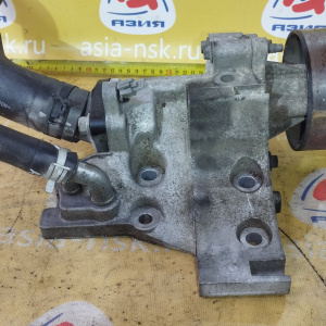 Помпа Nissan MR20-DE Qashqai/X-Trail J10/T31 + корпус + крышка термостата ( с трубками на теплообменник ) 038123