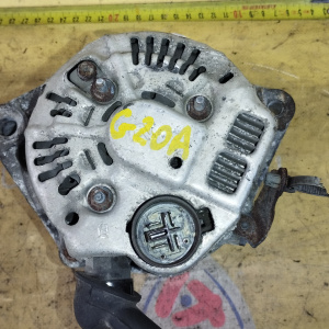 Генератор HONDA G20A/G25A CB5 4 к. круглый разъем, шкив 4 руч., ЦЕЛЬНЫЙ ( C/FR/IG/L ) 100211-8280 ( CJP29 )