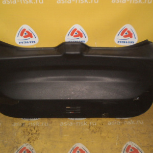 Обшивка двери багажника Nissan X-Trail T32 90900-4CE0A