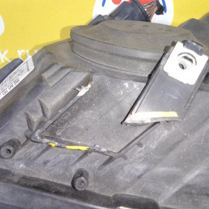 Фара Volkswagen Tiguan 5N2 '2012 лев Япония в сборе (дефект крепления) 5N2941751