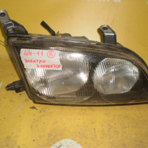 Фара TOYOTA 44-11/44-3 прав Ipsum SXM10 '1996-1998 Корректор