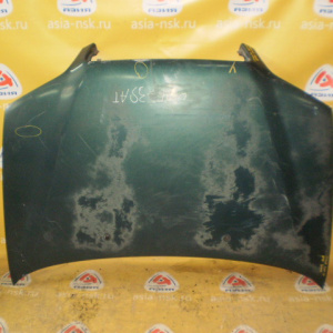 Капот TOYOTA Ipsum SXM10 '1996-2001 дефект