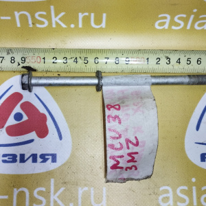 Болт крепления подушки двигателя Toyota 90119-10766 Harrier MCU35/MCU25/MCV30/MCR40 1MZ/3MZ L н F болт верхней подушки двс ( на переходную пластину )