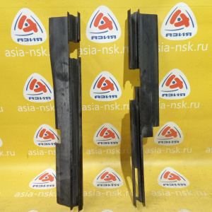 Воздуховод радиатора Ford Explorer 3 U152/UN152 кондинцтонера боковые комплект