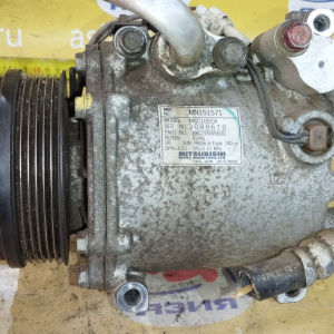 Компрессор кондиционера Mitsubishi 4G69 Airtrek CU5W диаметр шкива 114 мм. MN151571
