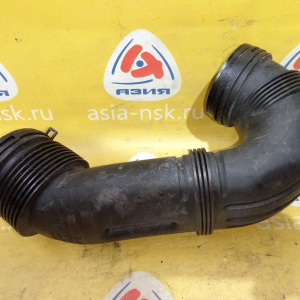 Патрубок воздушного фильтра Audi BHK Q7 4LB '2008 гофра 3.6 FSI VAG 7L6129684G