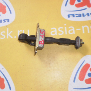 Ограничитель двери Nissan Sunny B15 перед, прав