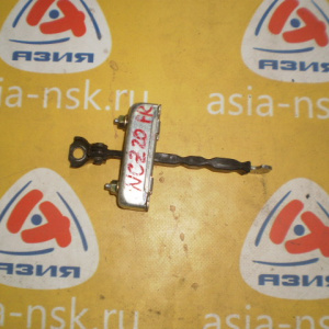 Ограничитель двери Toyota Raum NCZ20 перед, прав