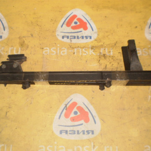 Крепление радиатора Suzuki Escudo TA02W/TD52W G16A (2 штуки)