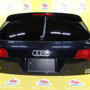 Дверь задняя Audi Q7 4LB '2008 в сборе (следы ржавчины, царапины на стопе)