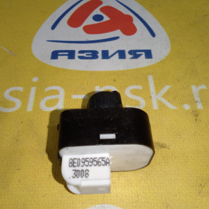 Блок управления зеркалами Audi Q7 C6/4F2/4LB '2008 8E0959565A