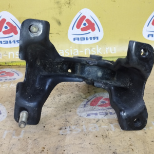 Подушка двигателя Toyota 3S/4S/4A/7A Corona/Carina/Ipsum/Nadia AT190/AT210/ST190/ST210/SXN10/ACN10 ДЕФЕКТ С НАДРЫВОМ R 12371-74500/-74320/-74330/-7436