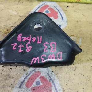 Крепление подушки ДВС Mazda B3 Demio DW3W '1996- 2WD a/t 3 ступ F