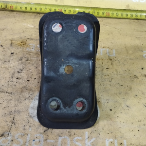 Крепление подушки ДВС Mazda B3 Demio DW3W '1996- 2WD a/t 3 ступ F